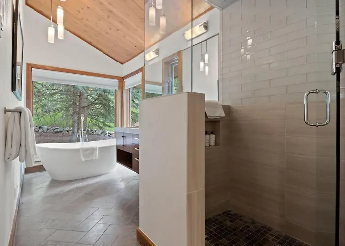 度假居 Rmr: Wildflower House In