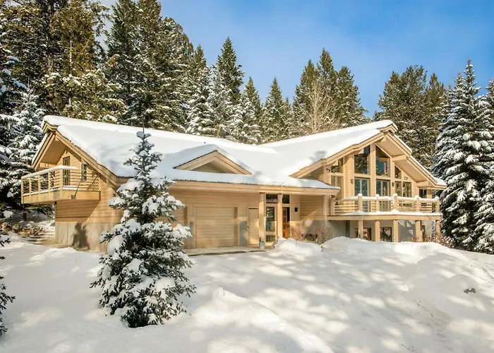 Rmr: Wildflower House In