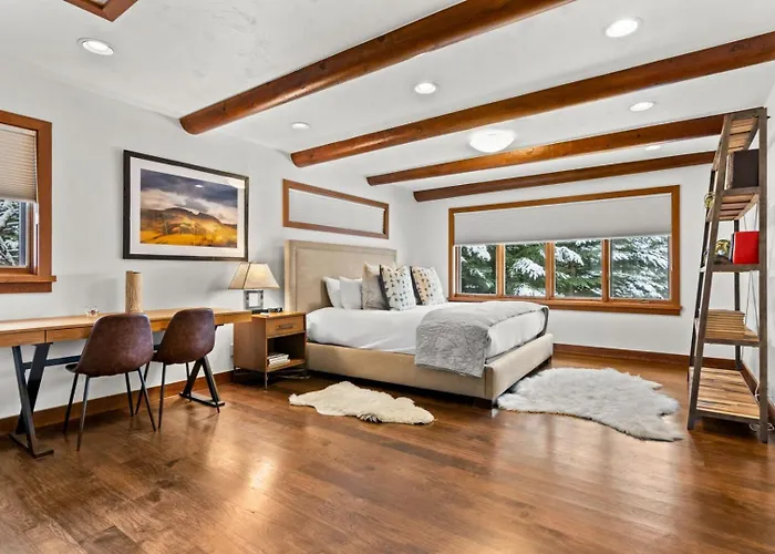 度假居 Rmr: Wildflower House In